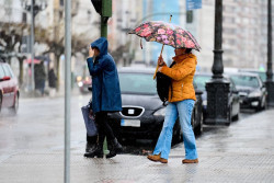 Las tormentas podr&iacute;an afectar a la A-8 y A-67 en el entorno de Torrelavega y el arco de la bah&iacute;a de Santander