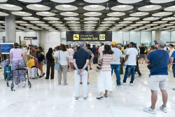 Los aeropuertos espa&ntilde;oles de Aena operar&aacute;n 22.444 vuelos el fin de semana, con control fronterizo con Italia