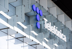 Los ingresos `B2B` de Telef&oacute;nica crecen un 9,5% y alcanzan los 3.954 millones en el primer semestre