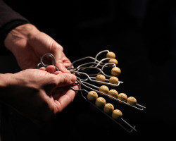 Los or&iacute;genes del sorteo de loter&iacute;a de Navidad se sit&uacute;an en el del 18 de diciembre de 1812 y su denominaci&oacute;n data de 1892