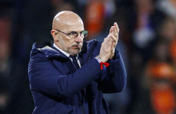 Luis de la Fuente: "Es muy difícil ganar siempre, y más con superioridad"