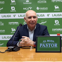 Manolo Higuera sobre un posible ascenso inminente del Racing: "Hay mariposillas en el est&oacute;mago"