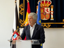 Marlaska anuncia 45 polic&iacute;as m&aacute;s para garantizar la seguridad ciudadana en Ceuta y 20 para agilizar expulsiones