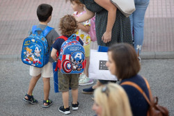 M&aacute;s de 8 millones de alumnos vuelven esta semana al cole con calor, el foco puesto en Ceuta y huelgas en varias CC.AA