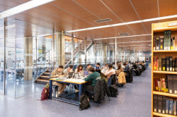 Novedades en las becas 2026/2027: Alumnos con matr&iacute;culas parciales podr&aacute;n cobrar parte de la beca de renta y residencia