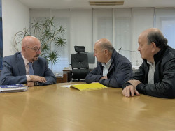 Pascual aborda con el alcalde de Villacarriedo la situación sanitaria del municipio y sus principales necesidades