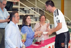 Pedro Gutiérrez gana el torneo de bolos de las Fiestas del Carmen de Camargo