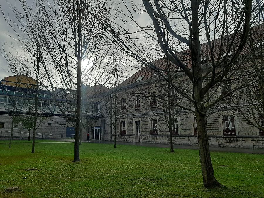 Piden cinco años y medio de prisión para el hombre que entró en una autocaravana y violó a una mujer mientras dormía