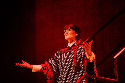 Rozalén llega el fin de semana al Palacio de Festivales con la obra teatral dedicada a Chavela Vargas