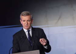 Rueda arropa en Madrid a Feijóo y se manifiesta contra un Gobierno corrupto