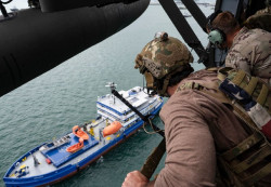 Rusia env&iacute;a medios mar&iacute;timos para escoltar a un petrolero en el punto de mira de EEUU