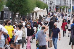  Sanidad notifica 13.984 casos y 103 muertes este fin de semana, con la incidencia cayendo a 189