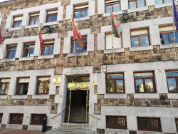 Torrelavega concede licencia para un edificio de 13 viviendas en Sierrapando y uno sanitario en Ganzo