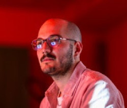 Una investigaci&oacute;n sobre la pr&aacute;ctica esc&eacute;nicas tras el 15M gana el Premio de Investigaci&oacute;n de la Fundaci&oacute;n SGAE