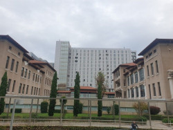  Valdecilla abre dos plantas m&aacute;s de hospitalizaci&oacute;n Covid y ampl&iacute;a espacio en Urgencias