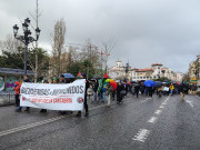 100 personas colapsan Santander  para apoyar a los menores migrantes que pod&iacute;an llev&aacute;rselos a sus casas