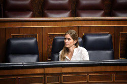 Aagesen defiende la "coexistencia sostenible" del lobo y "compensaciones" a los ganaderos para "minimizar" los impactos