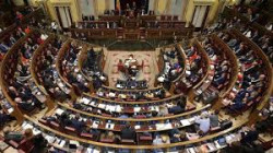 Abalorios y mohines totalitarios, por Manuel Olmeda Carrasco