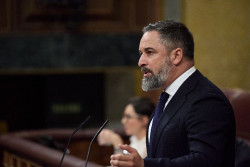 Abascal carga contra el PP por dar otro "bal&oacute;n de ox&iacute;geno" al PSOE tras "falsear" Noelia N&uacute;&ntilde;ez su curr&iacute;culum