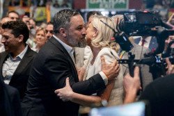 Abascal defiende que hay un "viento de cambio" en Occidente en su primer discurso como presidente de Patriots