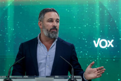 Abascal rechaza como "inaceptables" las propuestas de debates que excluyen a Vox