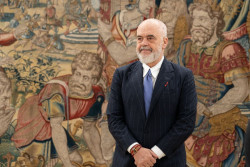 Albania advierte de que utilizar la inmigración como arma política puede "devastar el alma de Europa"