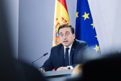 Albares cree  zanjado el "incidente" con Israel porque Belarra no es "voz autorizada" pero es ministra igual que Garz&oacute;n, Yolanda Diaz que atacan a Israel y se alinean con los terroristas de Hamas