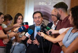 Albares dice que el pacto con Rabat se cumple y nadie sabe en qu&eacute; consiste, salvo desabastecernos de gas argelino