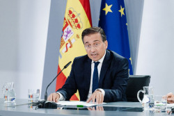 Albares pide la liberaci&oacute;n de los espa&ntilde;oles de la flotilla, cuando ya van a ser deportados a Espa&ntilde;a