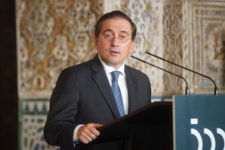 Albares se re&uacute;ne con su hom&oacute;logo de Reino Unido sin alcanzarse ning&uacute;n acuerdo
