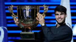 Alcaraz remonta a Sinner en una final &eacute;pica y levanta su primer t&iacute;tulo asi&aacute;tico en Pek&iacute;n