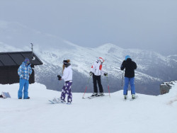 Alto Campoo abre con catorce pistas, buena visibilidad y viento flojo