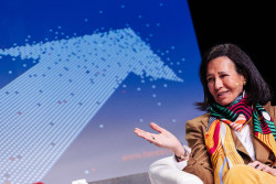 Ana Bot&iacute;n pide equiparar la financiaci&oacute;n de universidades espa&ntilde;olas a la media europea: "Son 3.500 millones al a&ntilde;o m&aacute;s"
