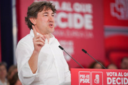 Andueza critica "la cobard&iacute;a y bajeza moral" de Otxandiano al afirmar que ETA fue "un grupo armado" y no condenarlo
