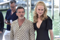 Antonio Banderas en la Mostra de Venecia: "Con lo pol&iacute;ticamente correcto hemos llegado a la autocensura"