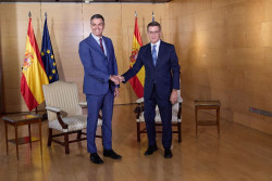 Arranca la reuni&oacute;n en el Congreso entre S&aacute;nchez y Feij&oacute;o para hablar de la investidura