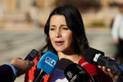 Arrimadas critica el "sectarismo" del Gobierno y sus socios contra la polic&iacute;a y su "defensa a los delincuentes"