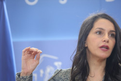 Arrimadas (Cs) celebra la decisi&oacute;n del TC e insta al Gobierno a que acepte las reglas de la democracia
