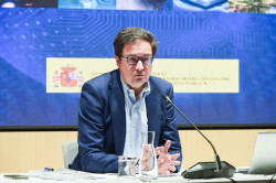 Asociaciones de funcionarios, jueces y fiscales avisan del "peligro" que entra&ntilde;a el cambio en oposiciones