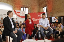 “… Aunque diga misa en Latín”