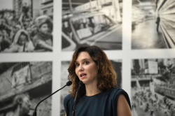 Ayuso asegura que lo que le tiene que decir a S&aacute;nchez lo har&aacute; en la Conferencia de Presidentes "delante de todos"