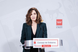 Ayuso cree que la foto de S&aacute;nchez con Bildu "es muy da&ntilde;ina" para la imagen internacional de Espa&ntilde;a