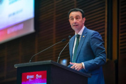 Ayuso exige que no impere "ley del silencio" en Adamuz y ve que Gobierno necesita "ganar tiempo y buscar culpables"