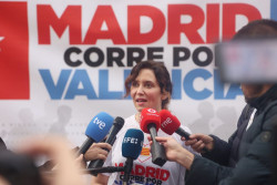 Ayuso tilda de "verg&uuml;enza" el Congreso del PSOE donde entran "entre aplausos" personas que han sido condenadas
