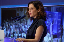 Ayuso ve necesario "acelerar" el Congreso del PP por el "runr&uacute;n" generado: "Estaremos todos arropando a Feij&oacute;o"