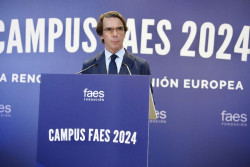 Aznar acusa a Moncloa de ser "una delegaci&oacute;n madrile&ntilde;a" del secesionismo