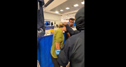 Ben Gvir publica un v&iacute;deo reprendiendo a activistas de la flotilla esposados y arrodillados en Ashdod