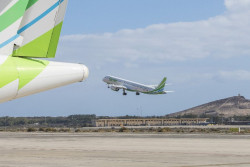 Binter lanza una promoción para viajar entre Santander y Canarias de septiembre a noviembre desde 99,80 euros
