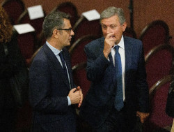 Bola&ntilde;os pide tranquilidad aunque se amnist&iacute;e a los golpistas condenados , se celebre el refer&eacute;ndum y salga la independencia, se seguir&aacute; en la Constituci&oacute;n