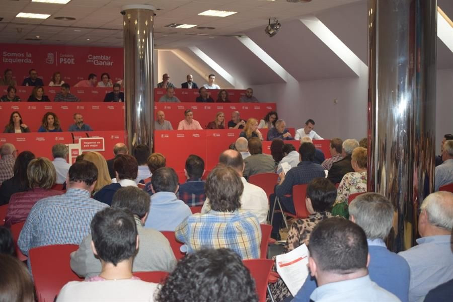 Bronca en el PSC y gana Zuloaga que impone sus tesis